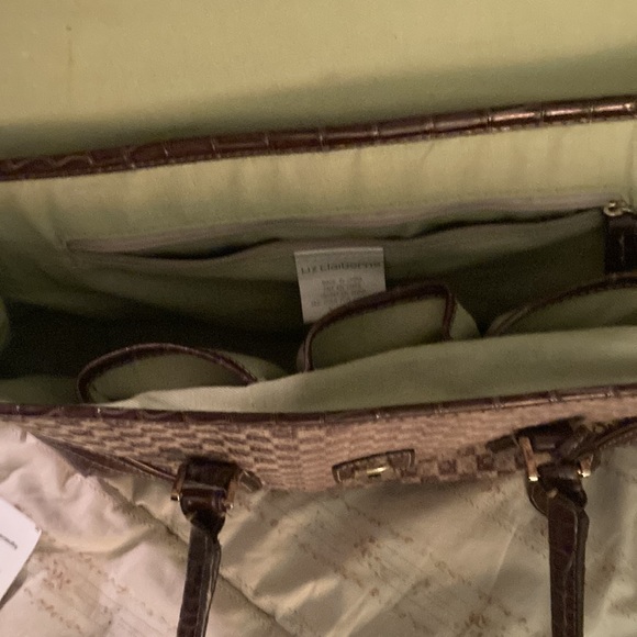 Liz Clayborne Limited edition purse - Picture 6 of 9